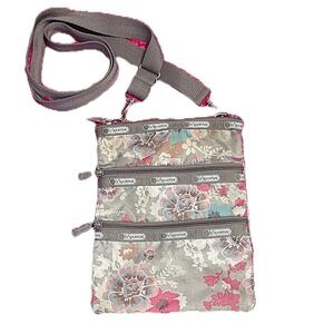 LeSportSac Triple Zip Crossbody Kylie Bag Dazzel Travel